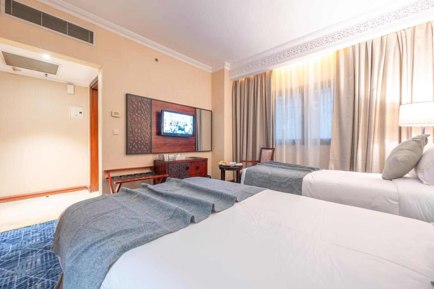 Отель Shaza Regency Plaza Al Madinah Медина Экстерьер фото