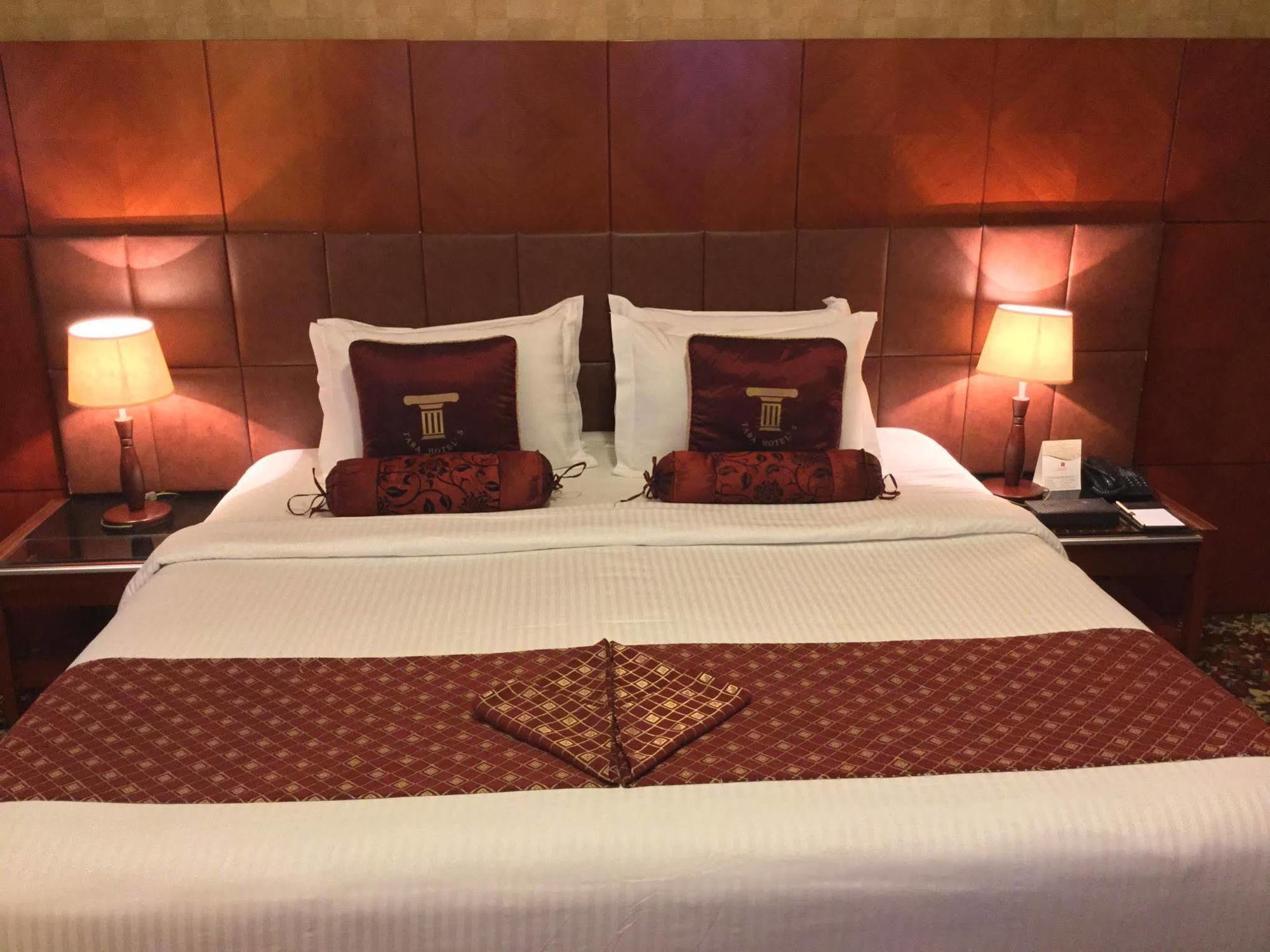 Отель Shaza Regency Plaza Al Madinah Медина Экстерьер фото A bedroom at the hotel